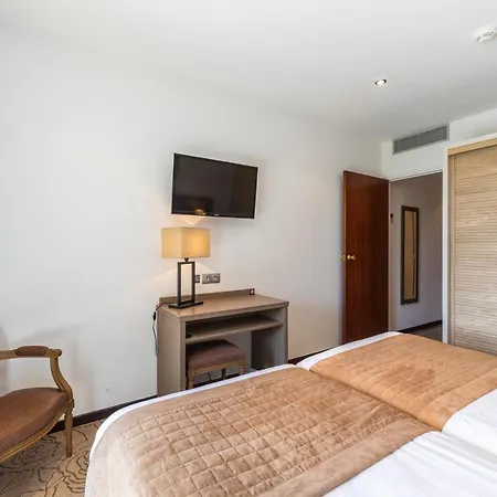 Hotel Shegara 3*